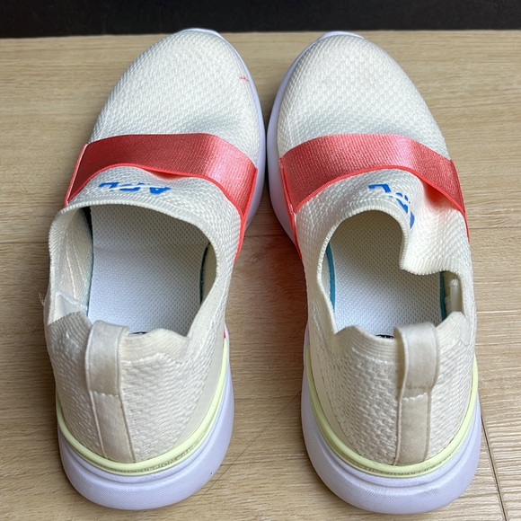 Apl Athletic Propulsion Labs Apl Techloom Bliss Sneakers, WOMENS SIZE 7 US - Picture 5 of 9